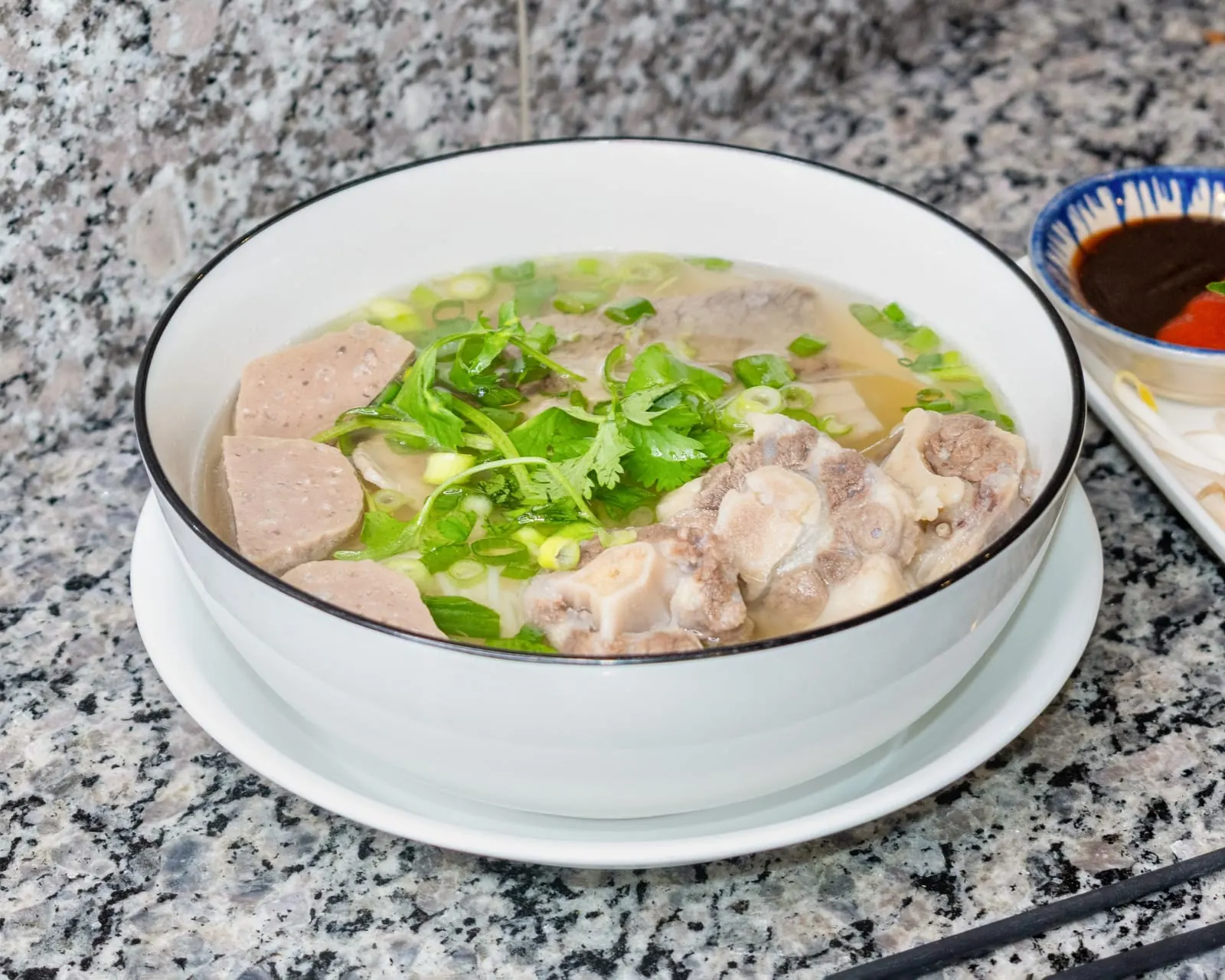 Oxtail phở